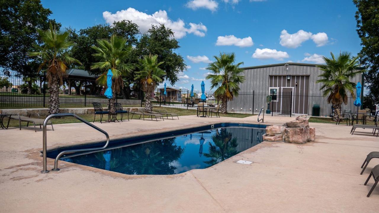 Rivercity Rv Park نيو بروانفيلز المظهر الخارجي الصورة